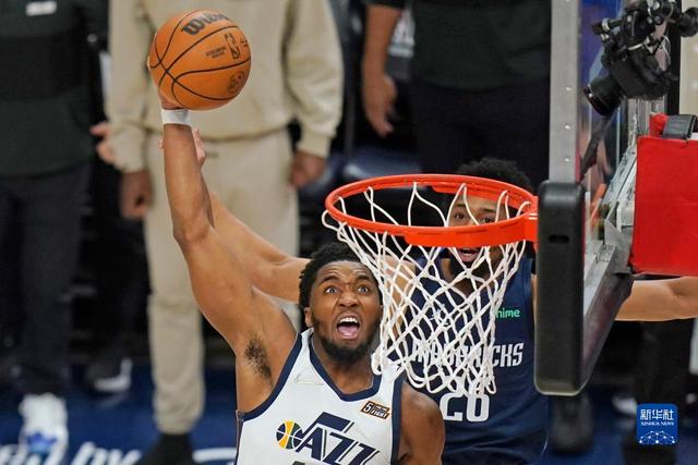 记者：北控正与马布里深入沟通 邀其重新执教