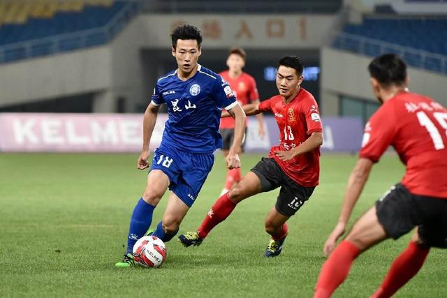 76人力克热火重返东部前六 公牛险胜开拓者